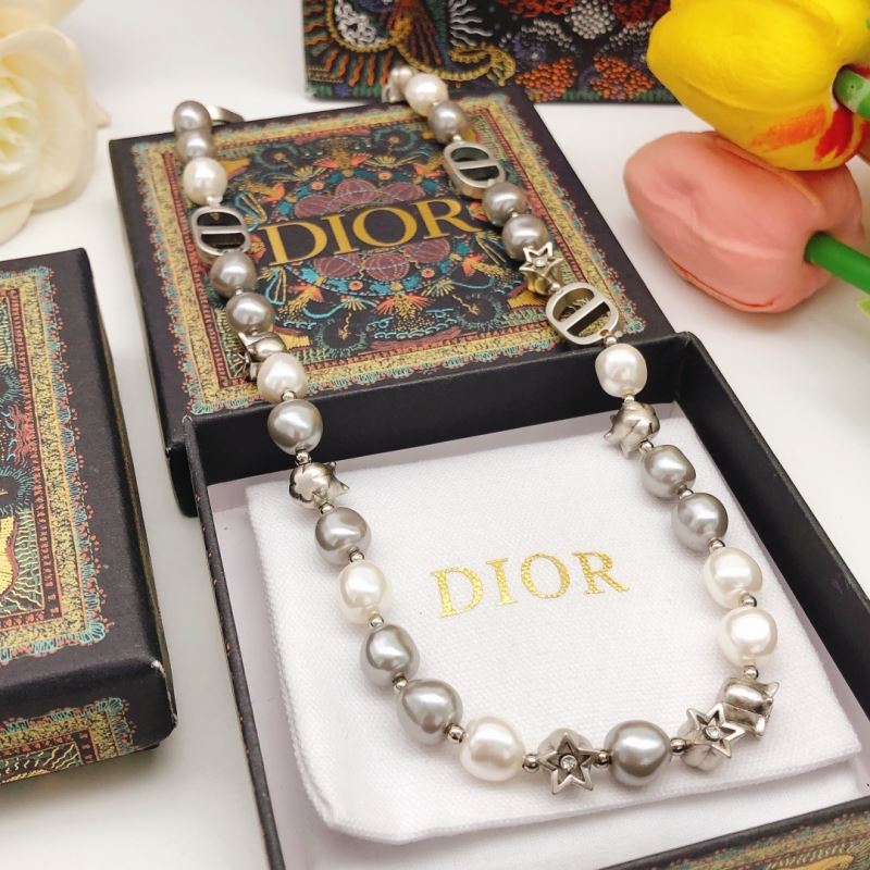 chr1st1an D10r necklaces